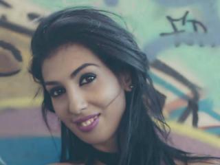 BrunetteBabe69 BrunetteBabe69