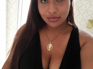 kendraa kendraa
